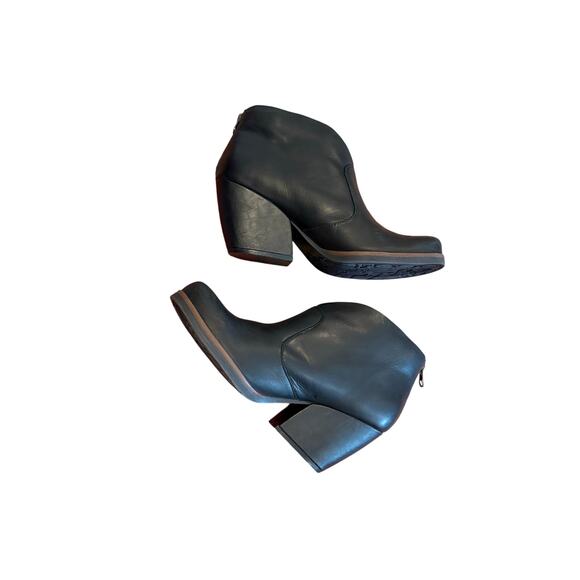 Korks Ease Black Leather Chunky Heeled Gemini Ankle Boots Women’s 10 M - Picture 8 of 10
